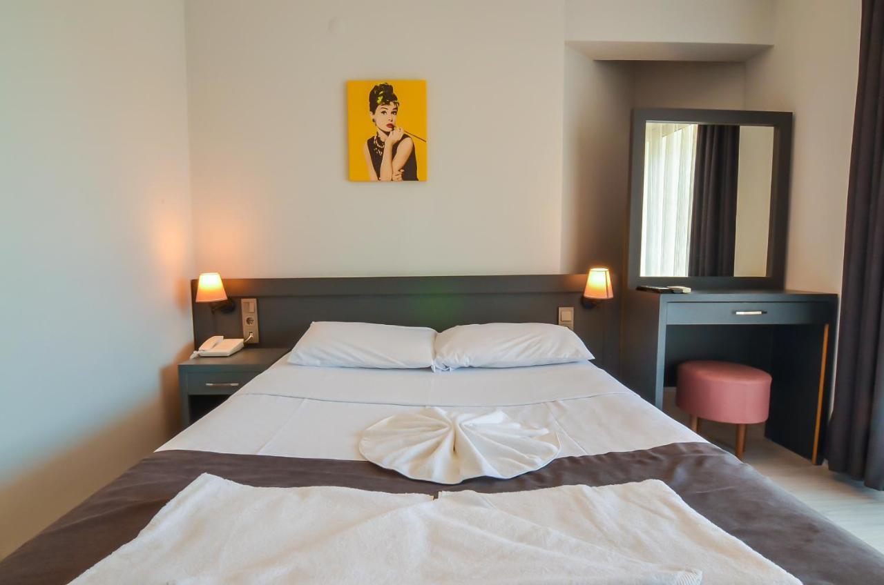 Berry Bella Hotel Мармарис Екстериор снимка